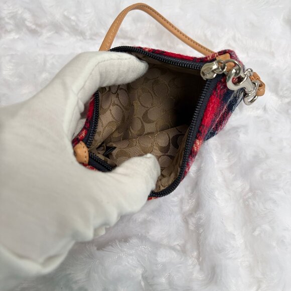 Vintage Coach Holiday Plaid Drawstring Bucket & Wristlet Set - 100% Wool in EUC - Picture 14 of 16